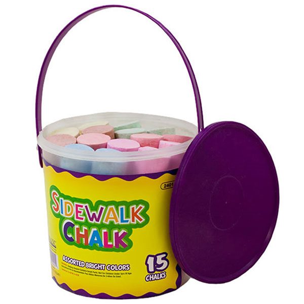 Seau de craies à trottoir